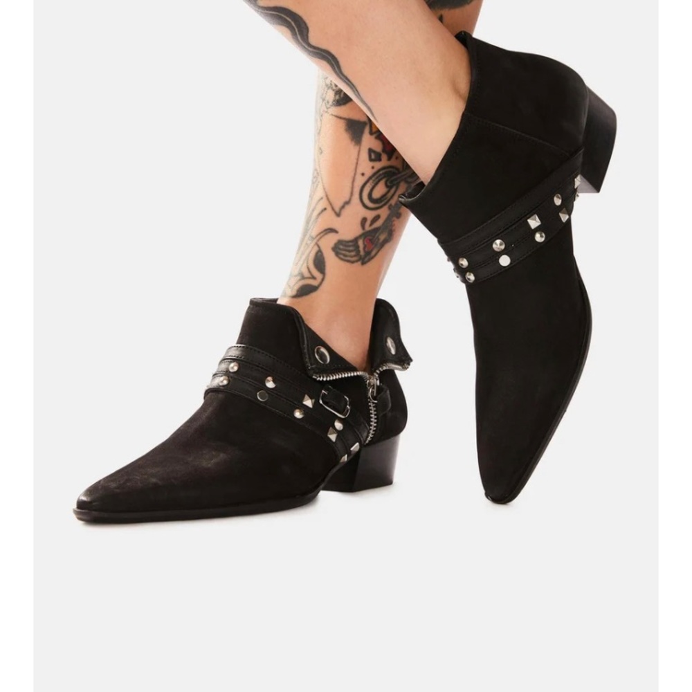 Free People Chesa Low shoes
